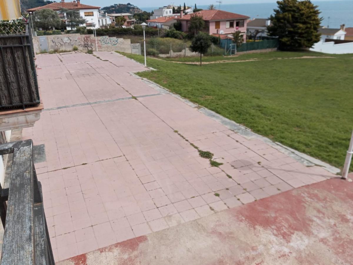 Apartamento Pis a Blanes amb precioses vistes al mar. Exterior foto